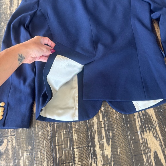 💫 J.Crew Navy Structured Blazer – Size 6 (Based on Measurements) - Picture 12 of 17